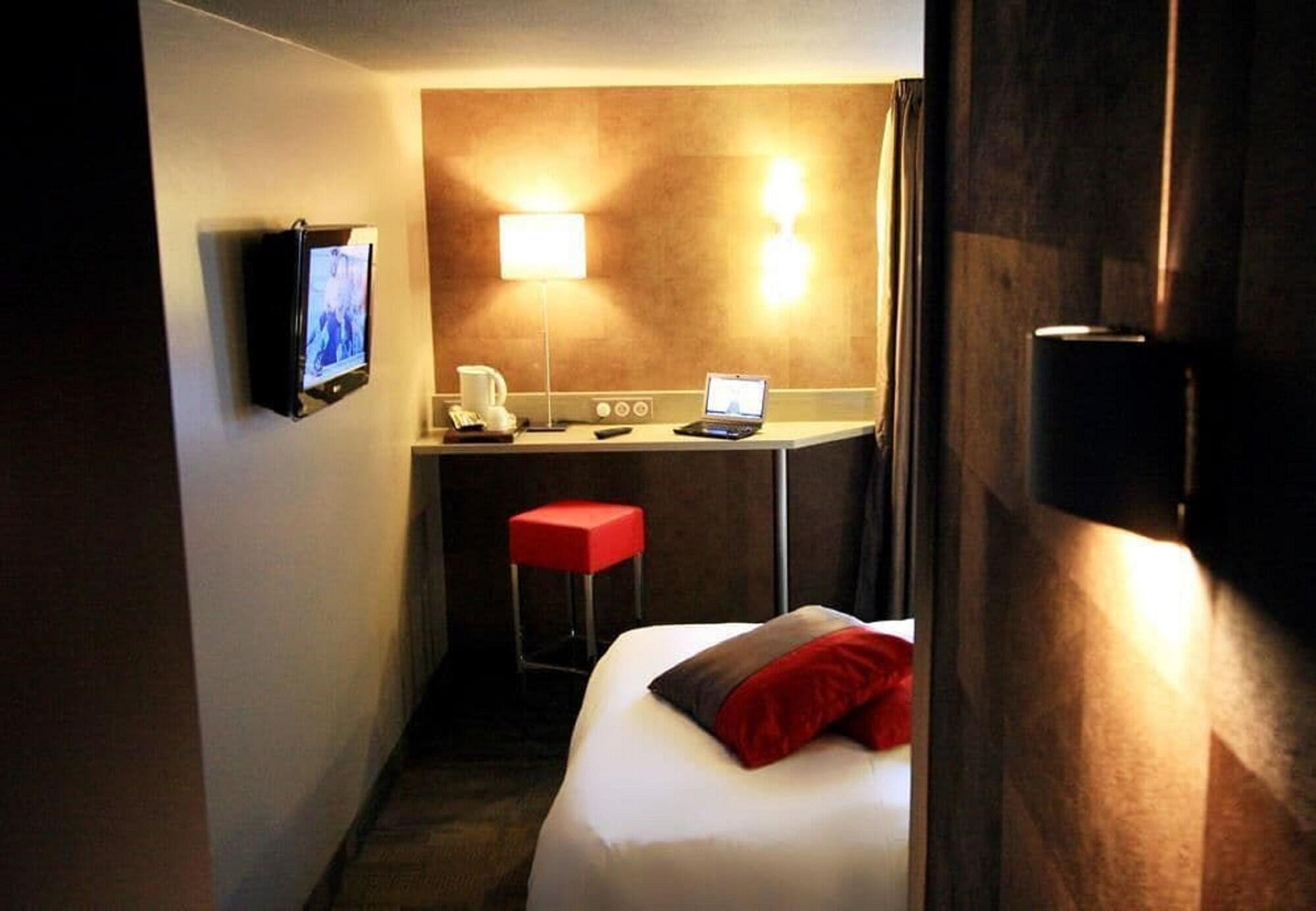 Best Western L'Atelier 117 Maubeuge Værelse billede