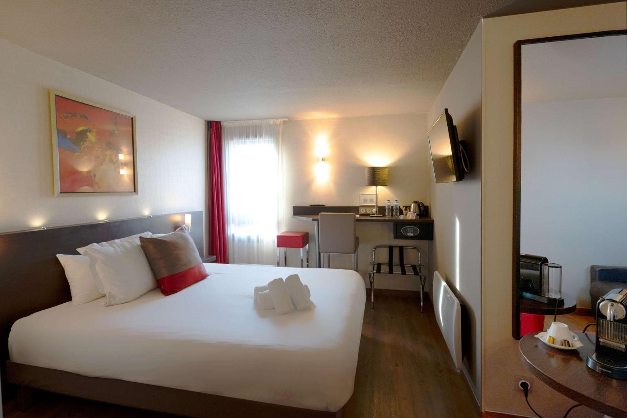 Best Western L'Atelier 117 Maubeuge Eksteriør billede