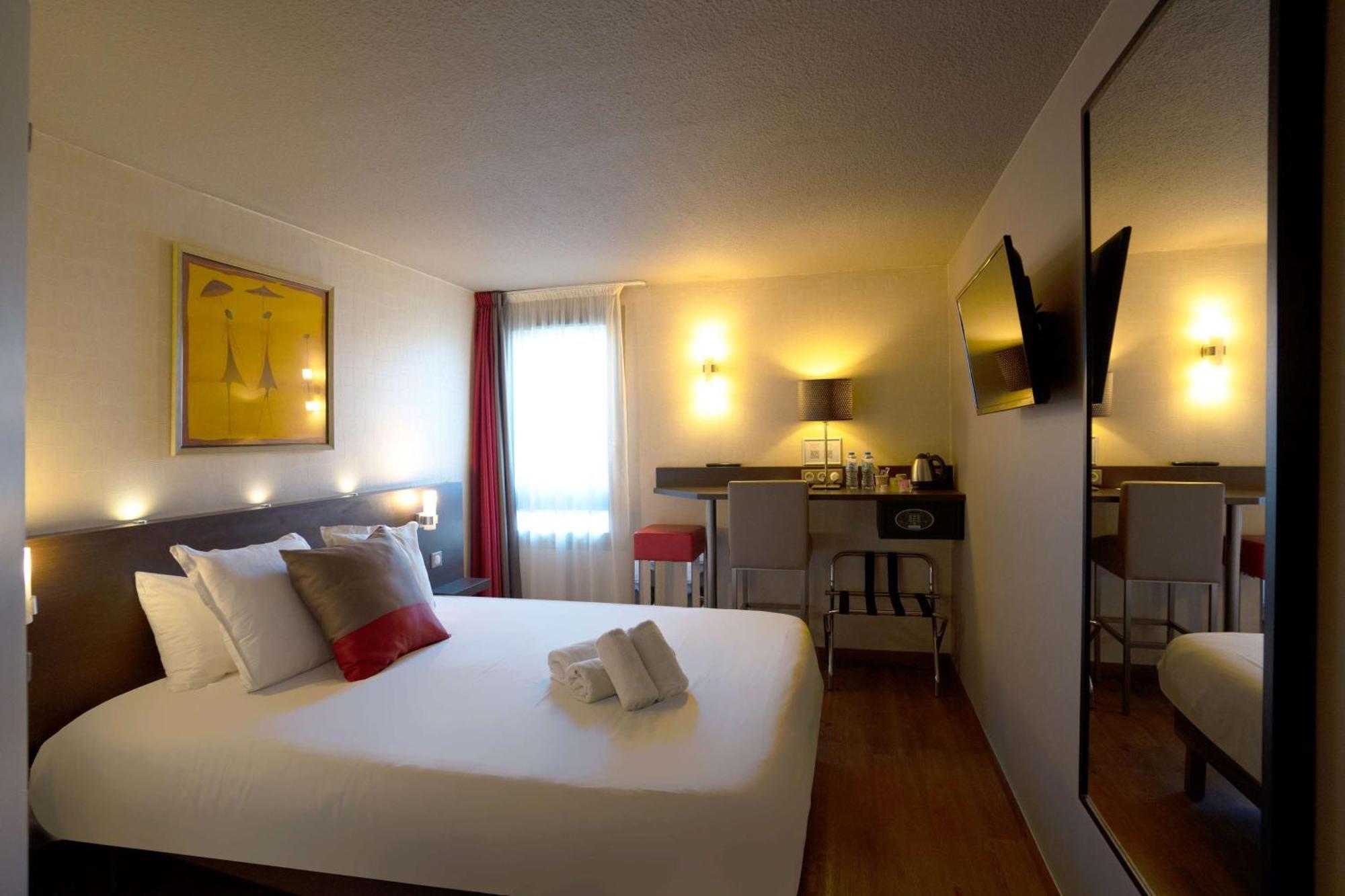 Best Western L'Atelier 117 Maubeuge Eksteriør billede