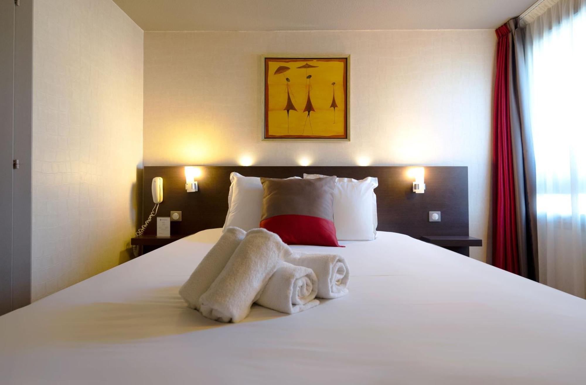 Best Western L'Atelier 117 Maubeuge Eksteriør billede
